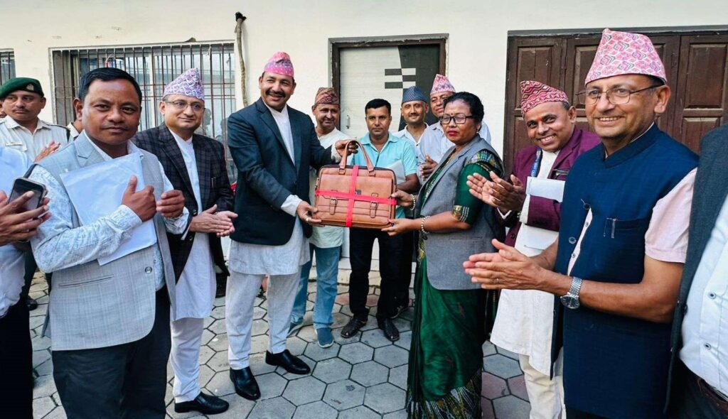 कोशी प्रदेशका दुई उपमहानगरहरुमा इटहरीले ल्यायो बजेट, धरानमा विवाद कायमै