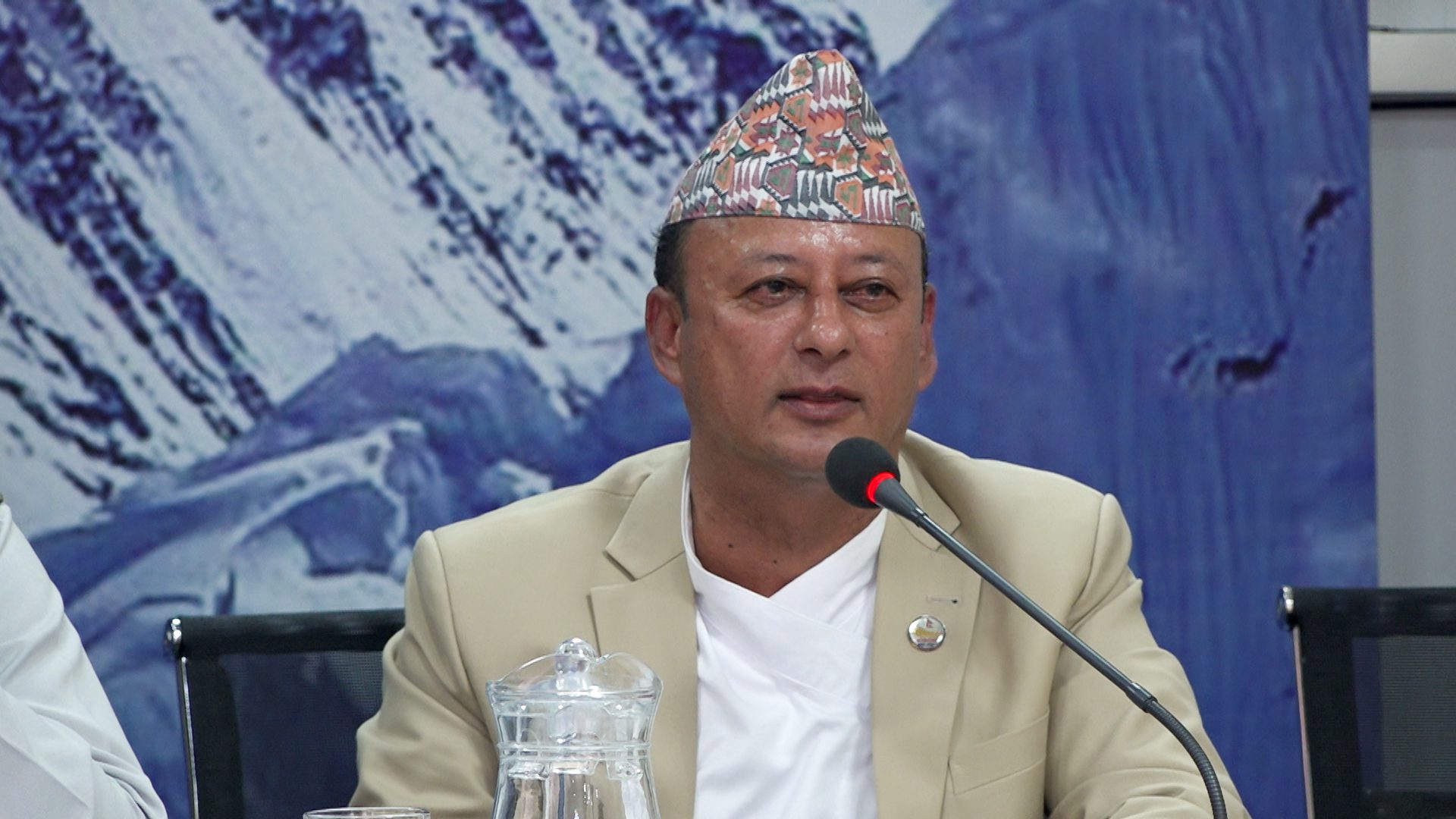 ‘विद्युत विधेयकलाई रोक्नुपर्ने कुनै आवश्यकता छैन्’