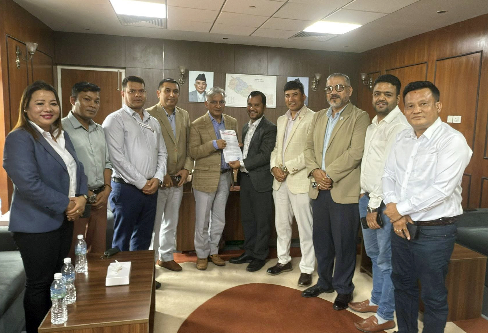 वैदेशिक रोजगारमा सय संख्या : प्रधानमन्त्रीका प्रमुख सल्लाहकार र मञ्च पदाधिकारीबीच छलफल