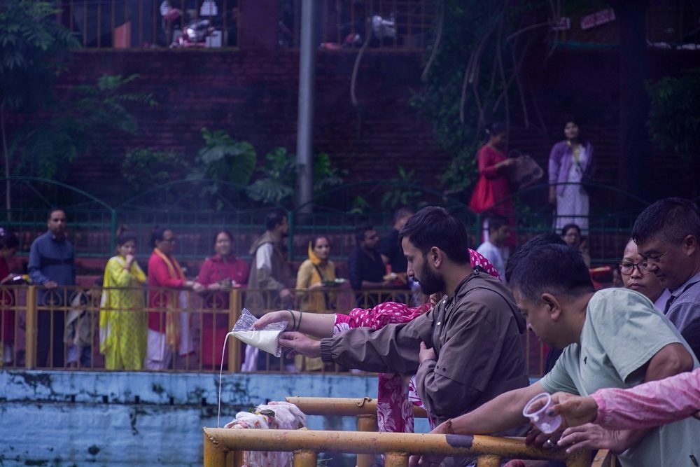 काठमाडौंको नागपोखरीमा यसरी मनाइयो नागपञ्चमी (तस्बिरहरु)