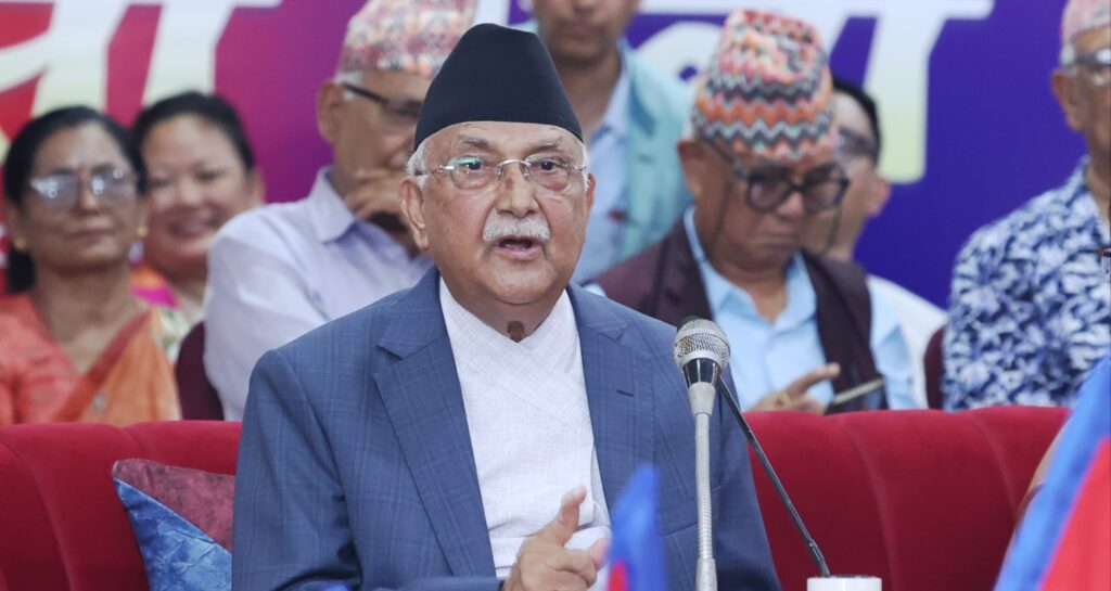 पार्टीभित्रको एकता मजबुत बनाइए एमालेलाई कसैले पराजित गर्न सक्दैन : ओली