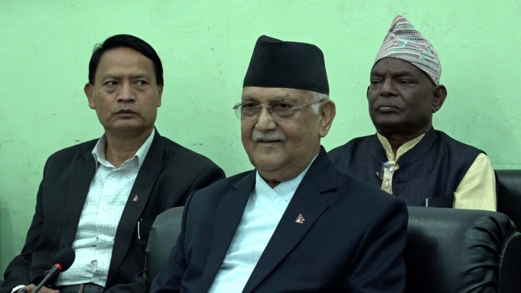 ‘विरोधीसँग घाँटी जोडेर दुुनो सोझ्याउने काम पुुष्पलालले कहिल्यै गर्नुभएन’ : प्रधानमन्त्री