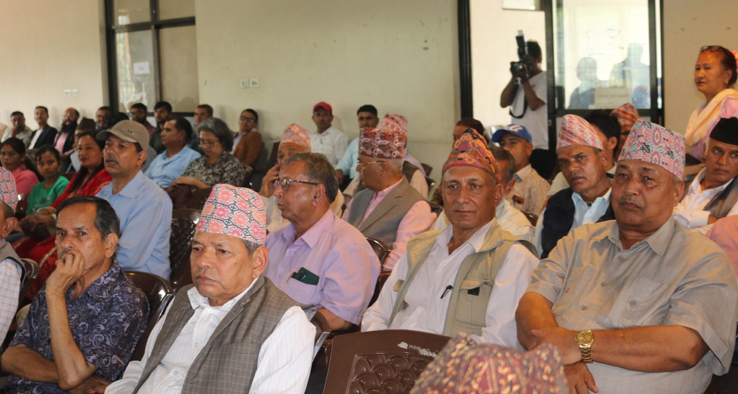 ‘प्रभाका चम्किला ताराहरु’ पुस्तक लोकार्पण एबम् अभिनन्दन कार्यक्रम सम्पन्न