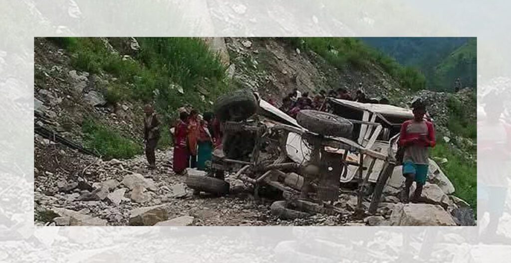 बाजुरामा जिप दुर्घटना : मृत्यु हुनेको संख्या ३ पुग्यो
