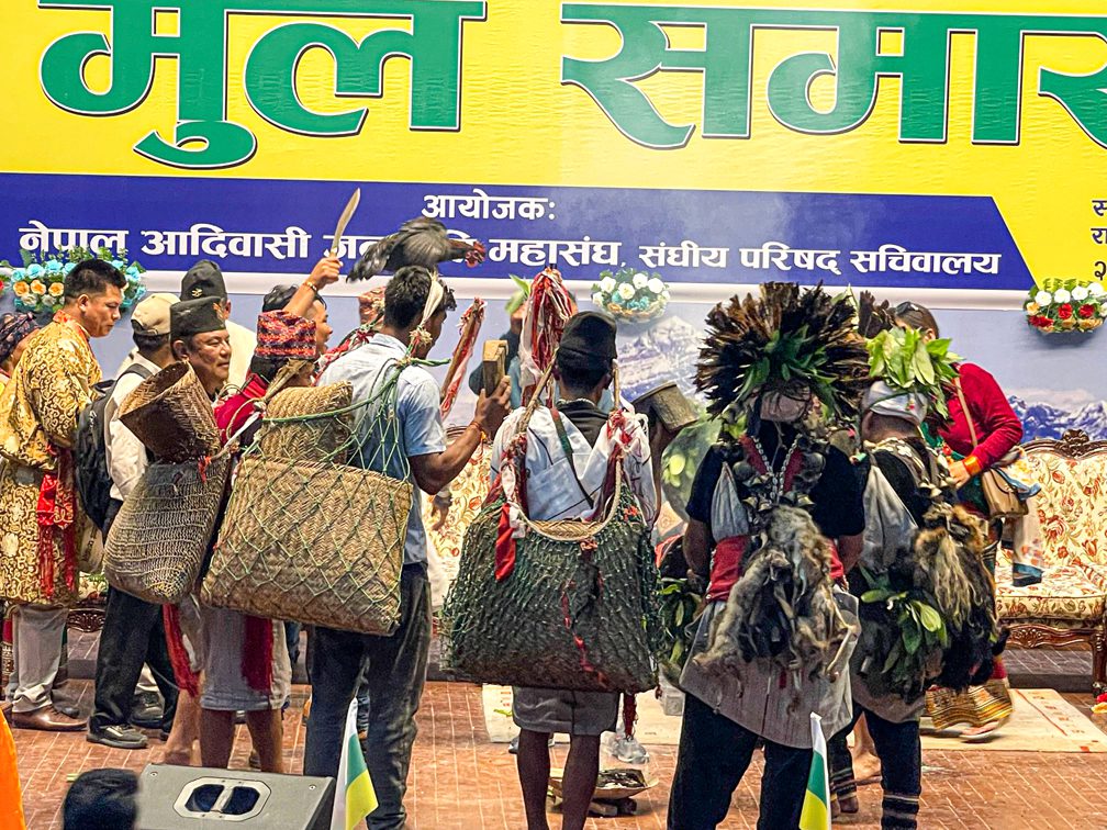 यसरी मनाइयो विश्व आदिवासी जनजाति दिवस (तस्विरहरू)