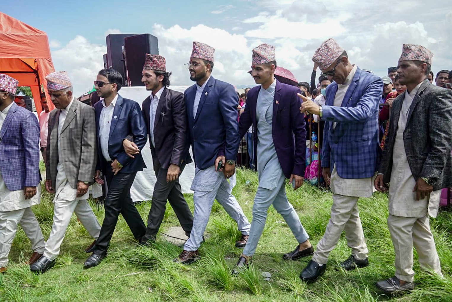 टुँडिखेलमा गौरा पर्वको रौनक (तस्विरहरु)