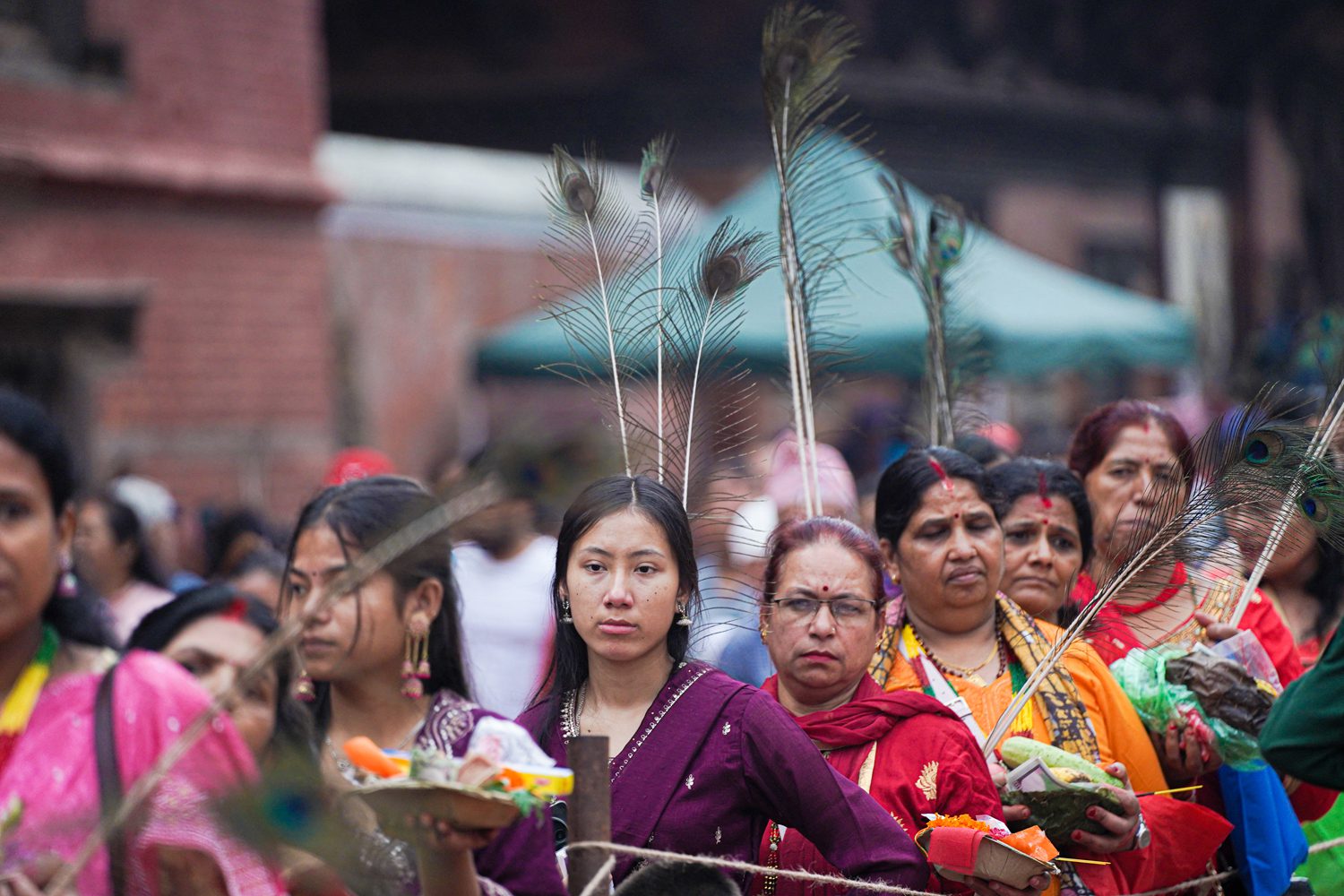 श्रीकृष्ण जन्माष्टमीको अवसरमा पाटन कृष्ण मन्दिरमा भक्तजनहरुको भिड (तस्बिरहरू)