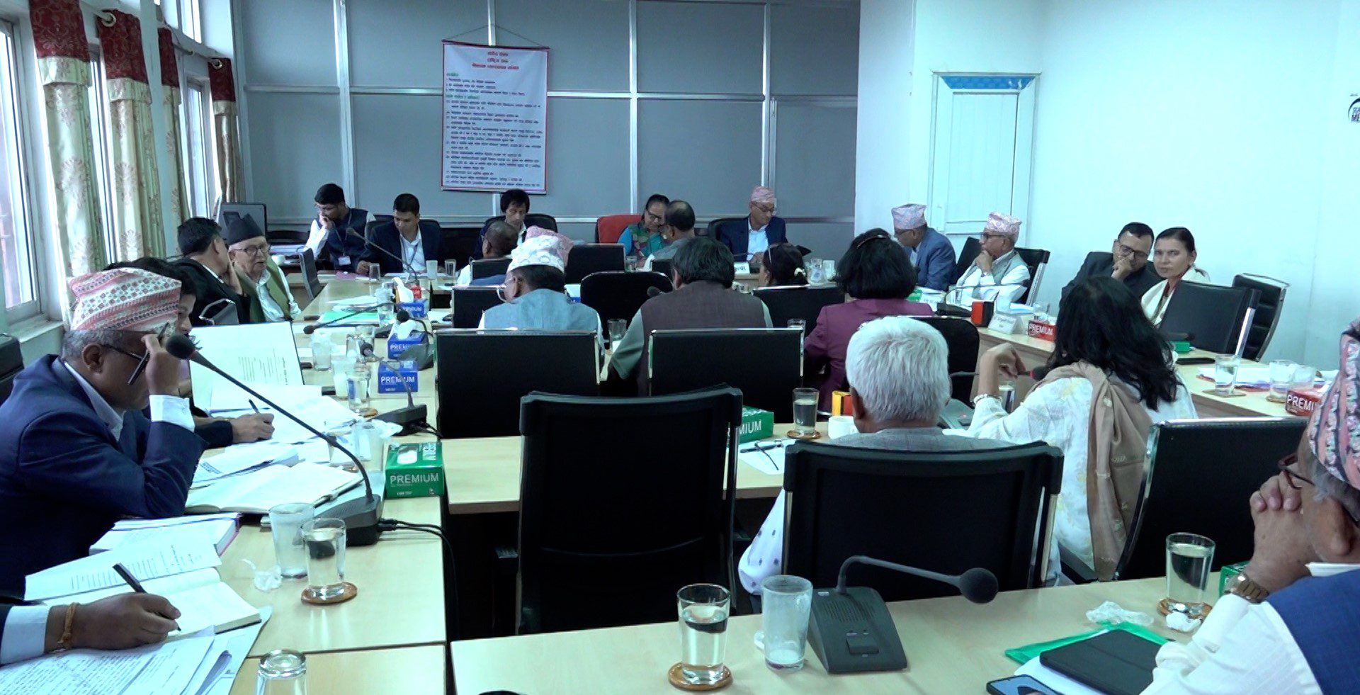 नागरिकताको आवेदनमा आमा वा बुबाको विवरण अनिवार्य उल्लेख हुनुपर्ने