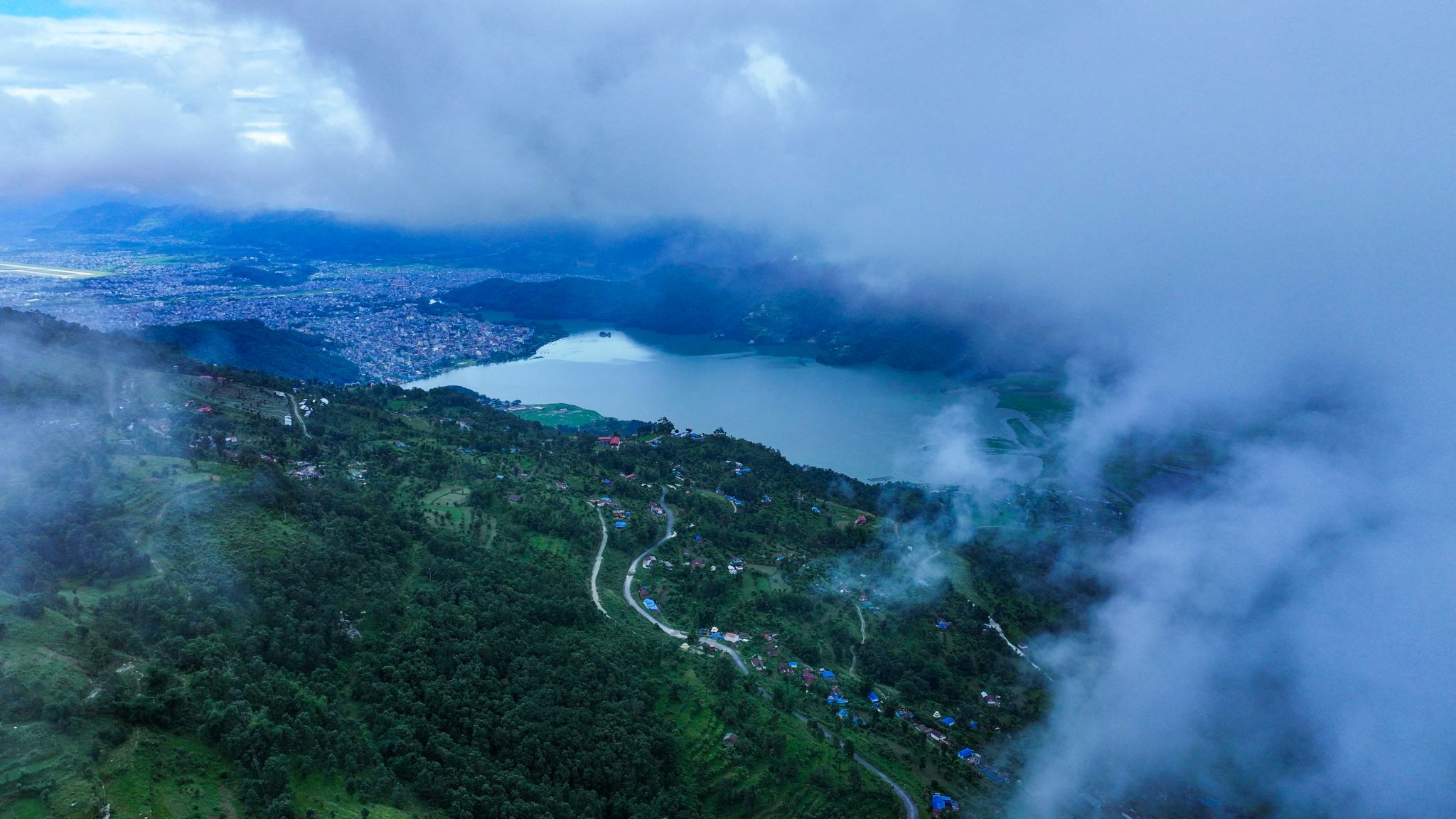 साराङकोट र साराङकोटबाट देखिएको फेवाताल (तस्वीरहरु)