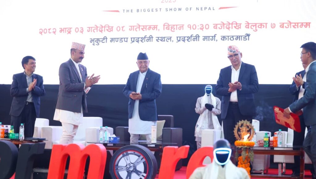 प्रधानमन्त्रीले गरे ‘नाडा अटो शो’ को उद्घाटन
