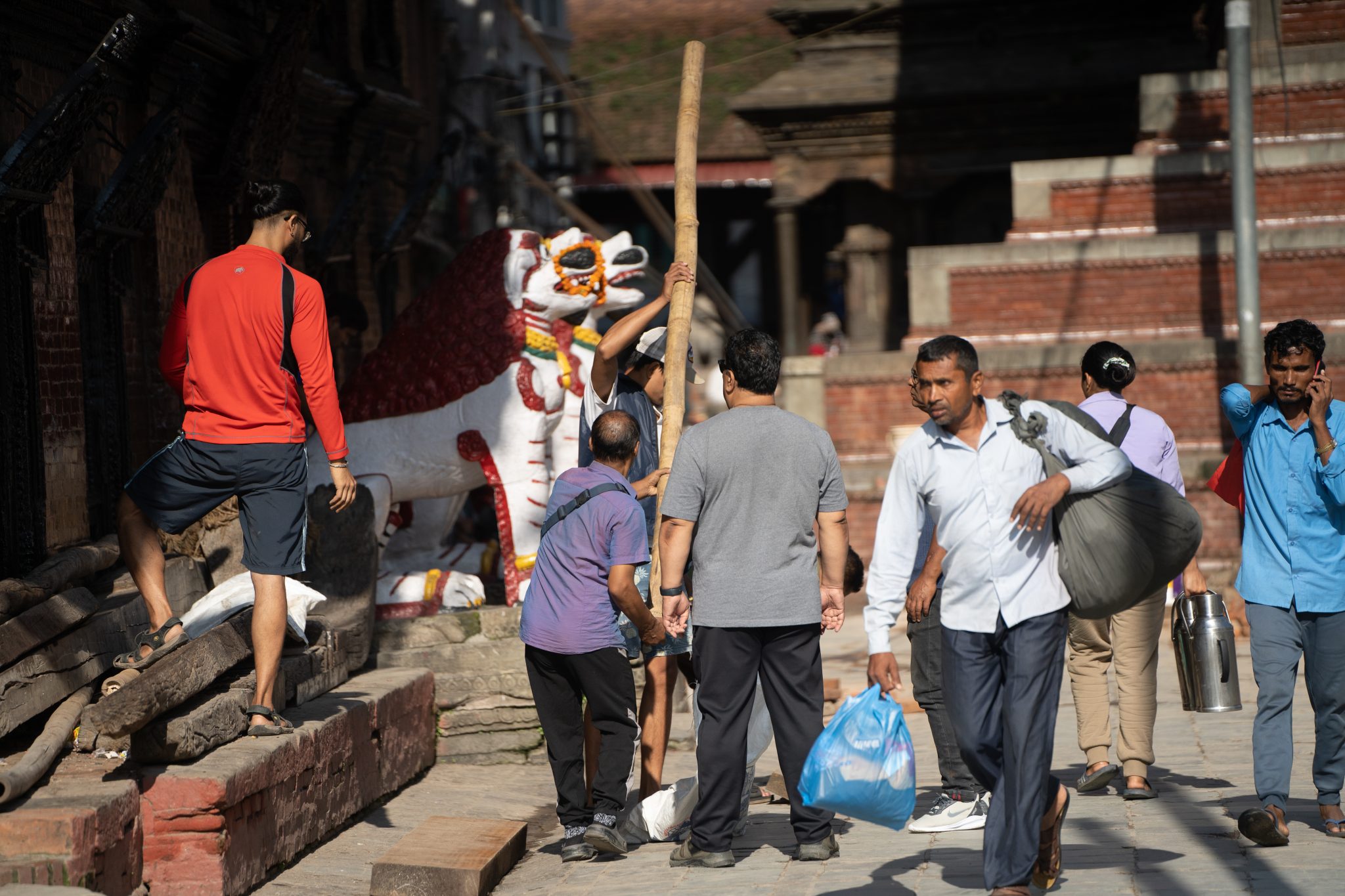 यसरी हुँदैछ वसन्तपुरमा इन्द्रजात्राको तयारी (तस्वीरहरु)