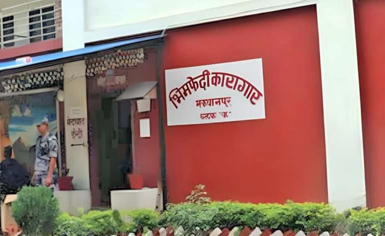 भीमफेदी कारागारबाट मध्यरातमा २६० कैदी भागे, दुई जना गोली लागेर घाइते
