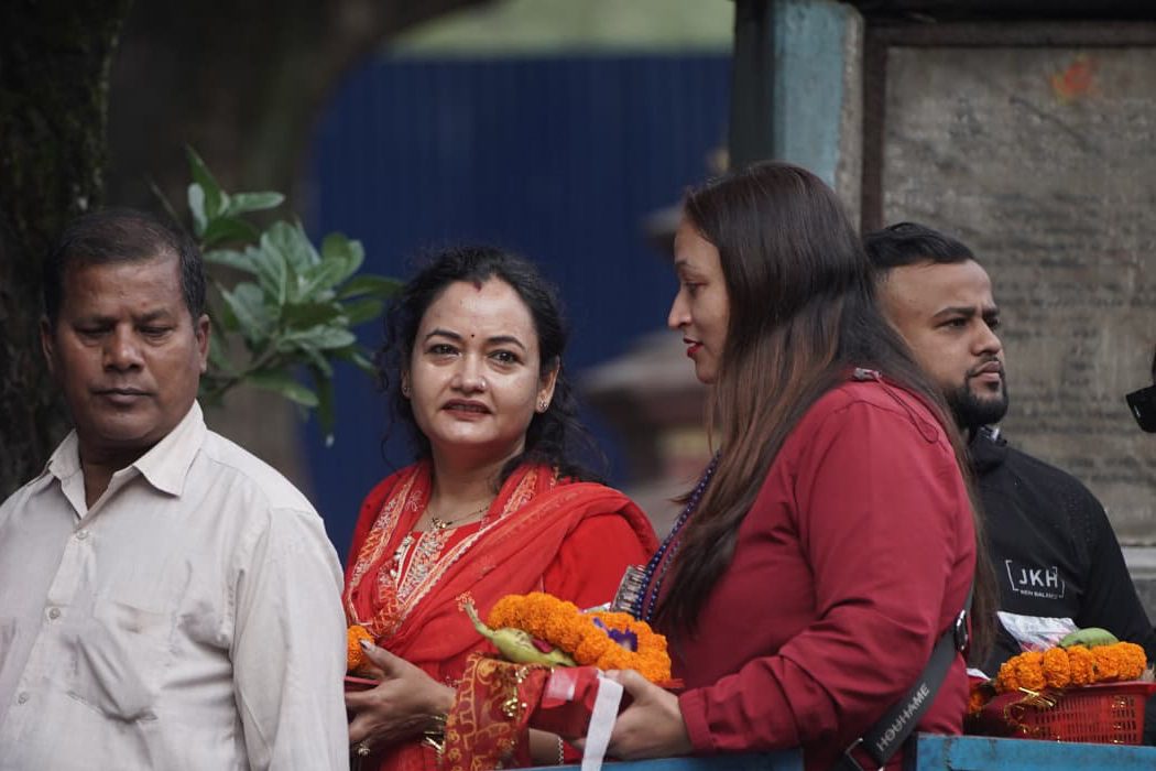 घटस्थापनाका दिन भद्रकालीमा दर्शन र गाडी पूजा गर्नेहरूको घुइँचो (तस्वीरहरु)