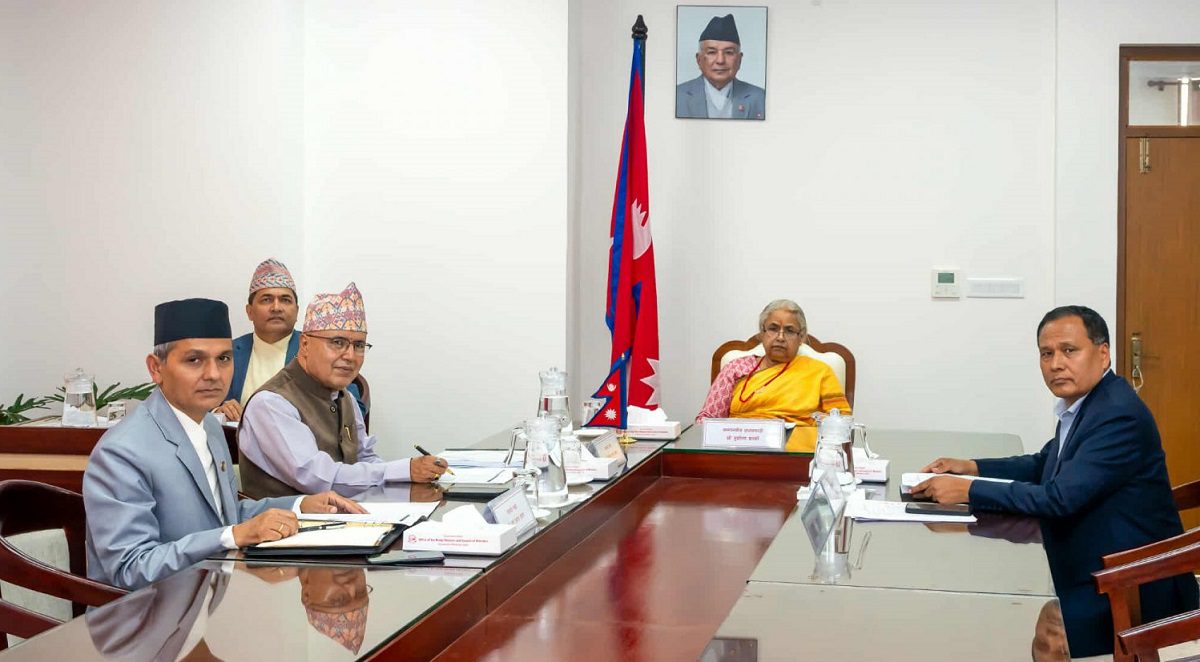 मन्त्रिपरिषद्को बैठक बस्दै
