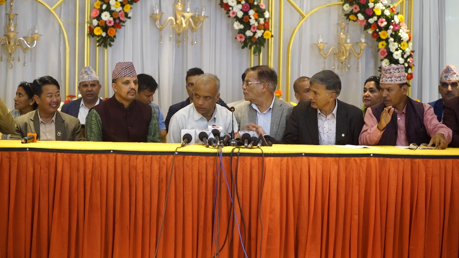 विशेष महाधिवेशन पक्षधरले भन्यो- ‘मंसिर मसान्तभित्र कांग्रेस महाधिवेशन गर्नैपर्छ’