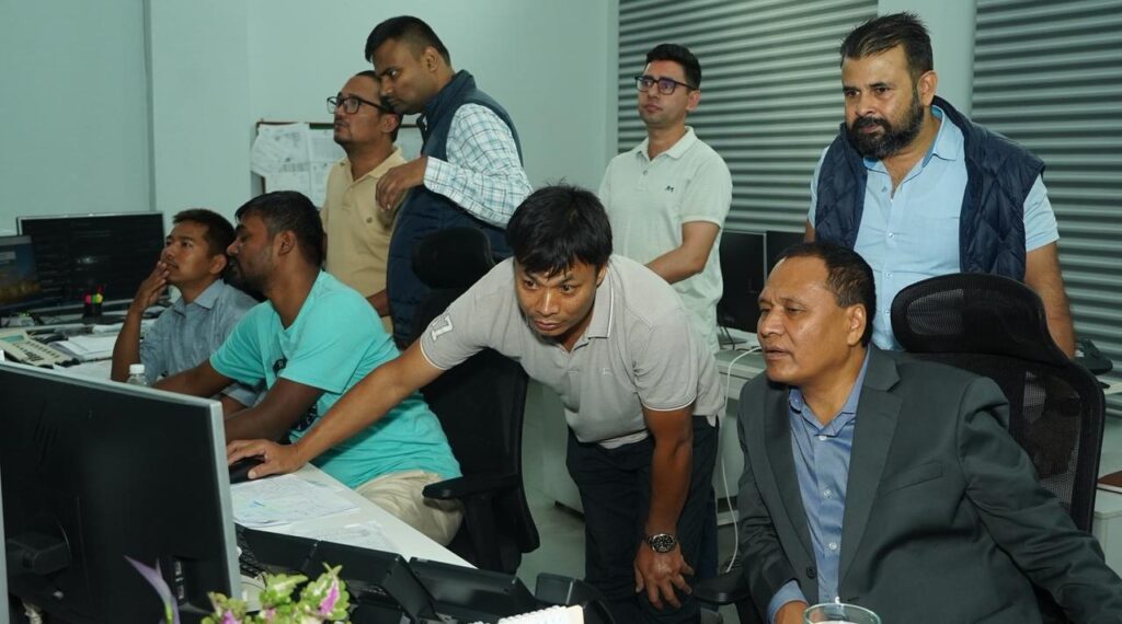 ऊर्जामन्त्री कुलमान घिसिङ विद्युत् भार प्रेषण केन्द्रको अनुगमनमा