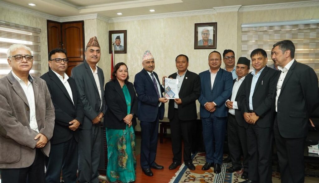 जलविद्युत आयोजनाको विद्युत् खरिदको प्रतिस्पर्धी दर तय गरौं : मन्त्री घिसिङ