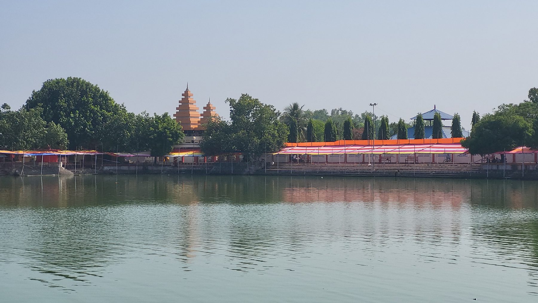 छठ पर्वको तयारी सुरू, पोखरी घाटहरु सजाइँदै