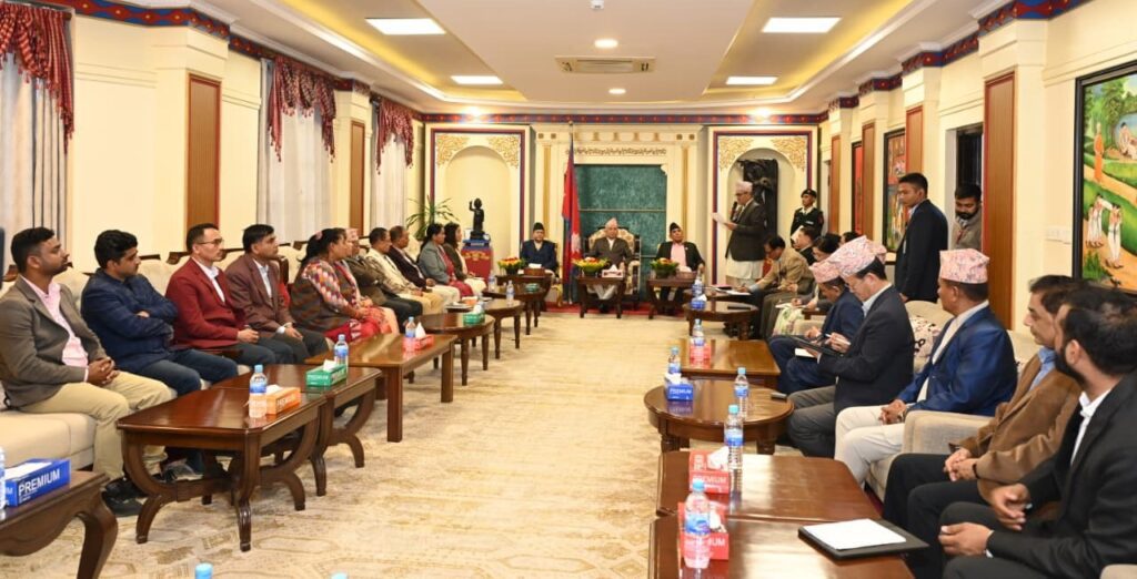 लोकतन्त्र द्वन्द्वमा होइन संवादमा बलियो हुन्छ : राष्ट्रपति पौडेल