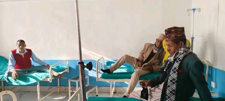 बाजुरामा छुट्टाछुट्टै सवारी दुर्घटना, ३० जना घाइते