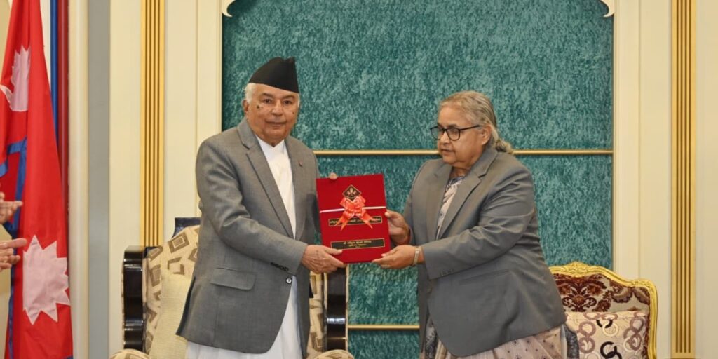 राष्ट्रपतिबाट चुनावको मितिमा दाँयाबाँया नहुने गरी सम्पूर्ण ध्यान केन्द्रित गर्न सरकारलाई सुझाव