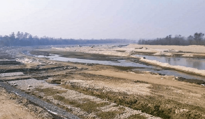 कञ्चनपुरको मोहना नदी—दैजी सडक निर्माणको ठेक्का तोडियो