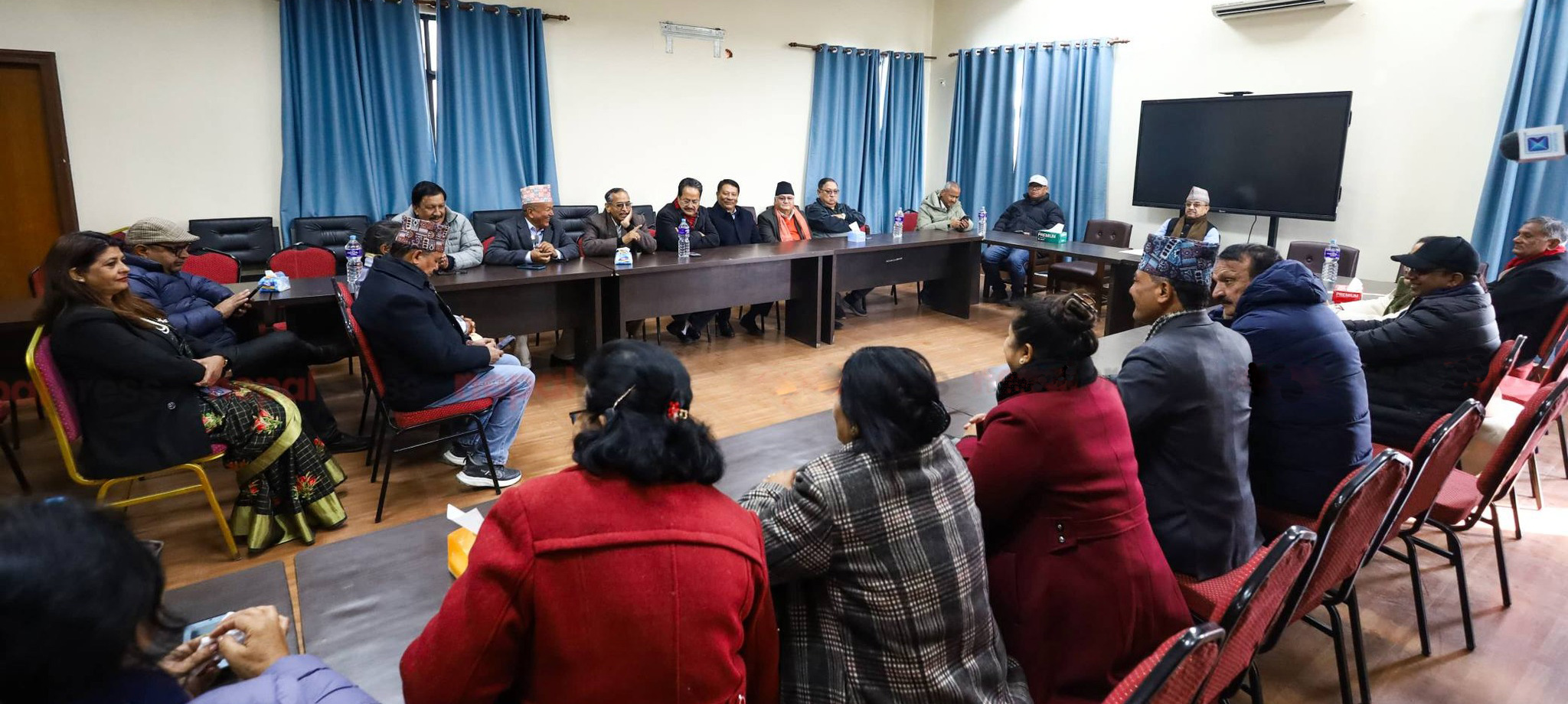पूर्वमन्त्री दाहालको निधनमा शोक प्रस्ताव पारित गर्दै सकियो कांग्रेस बैठक