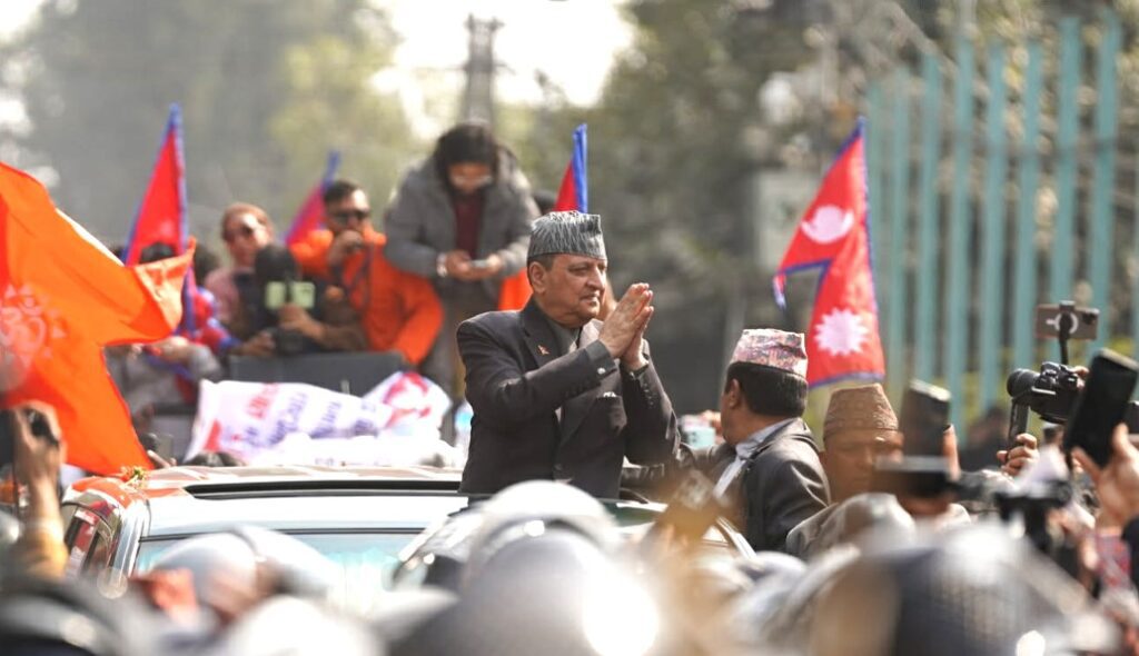 काठमाडौं आइपुगे पूर्वराजा ज्ञानेन्द्र शाह