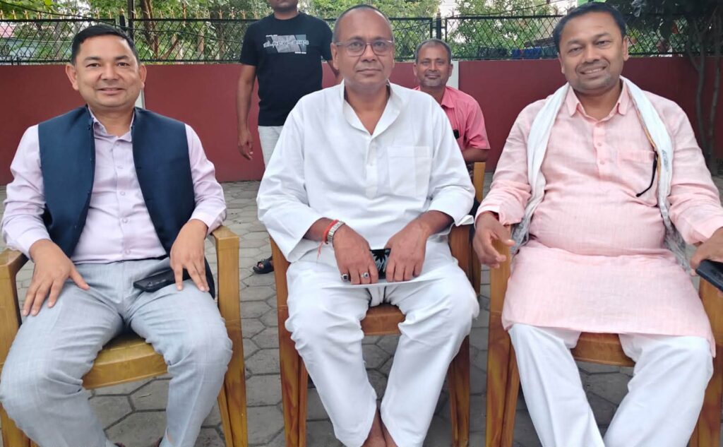मधेशमा एमाले, काँग्रेस र नेकपाबीच १५ बुँदे सहमति, तीन मन्त्रीले शपथ लिँदै