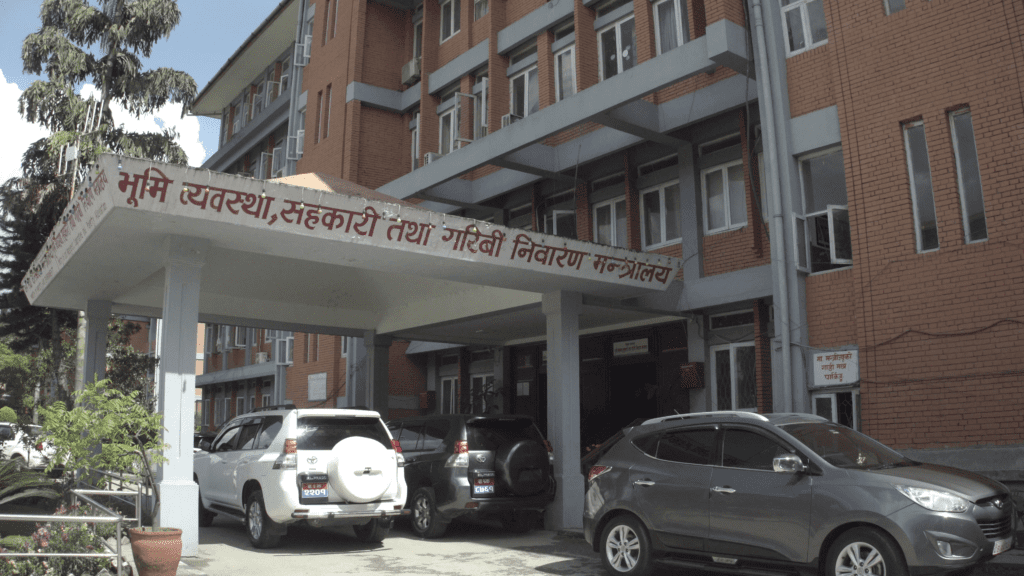 निजामती कर्मचारीले अब प्रदेश अस्पतालमै पाउने छन् उपचार सेवा