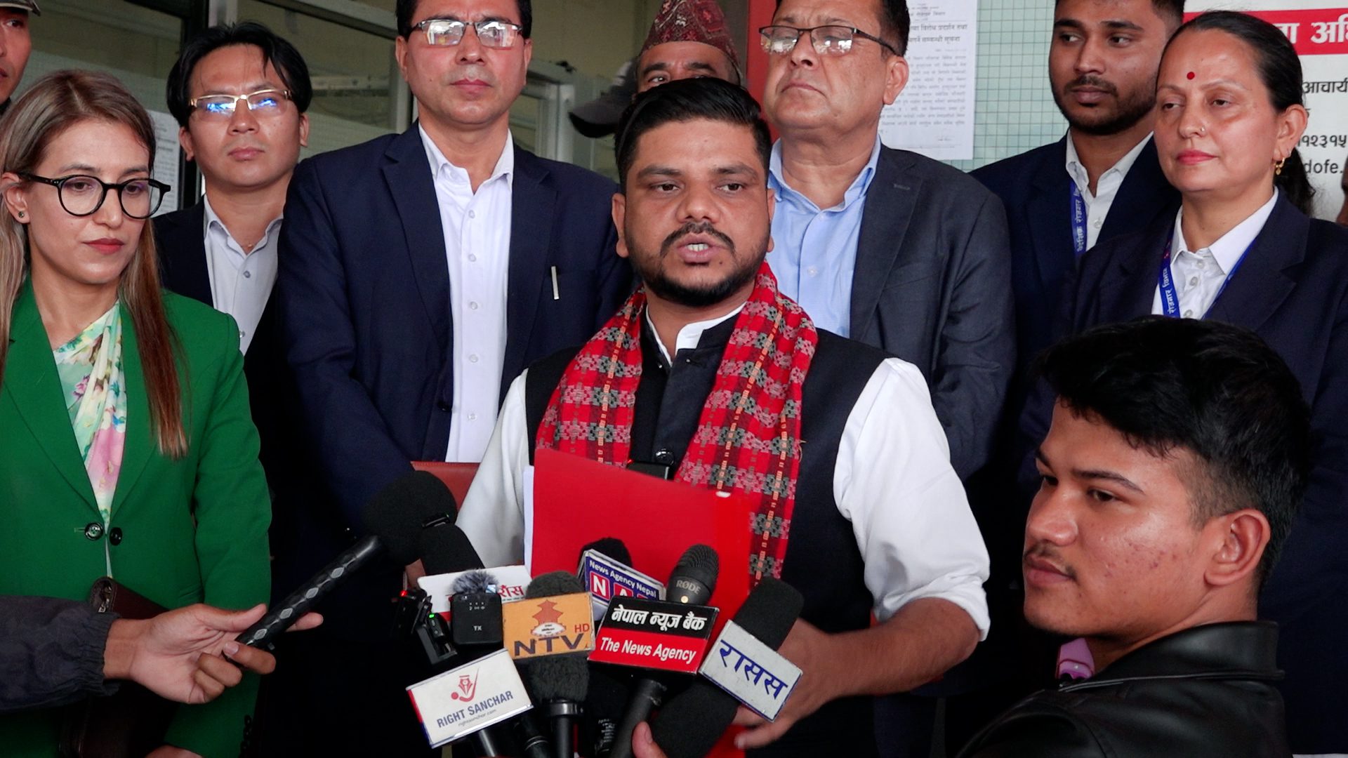 वैदेशिक रोजगारका नाममा ठग्नेहरु जुनसुकै बेला कारवाहीमा पर्नेछन् : मन्त्री यादव