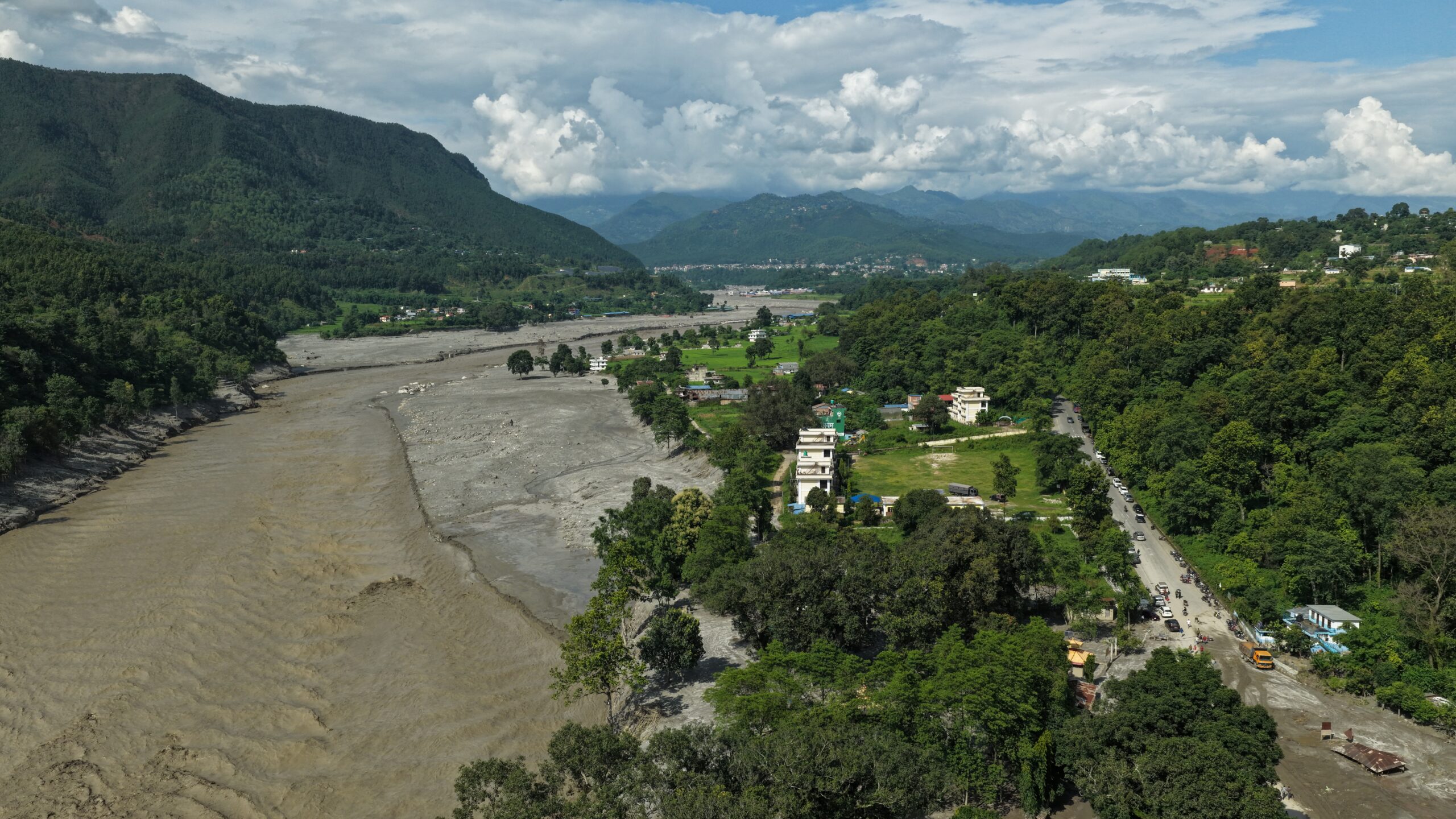 ड्रोनबाट देखिएको देवीघाटको कहालीलाग्दो दृश्य