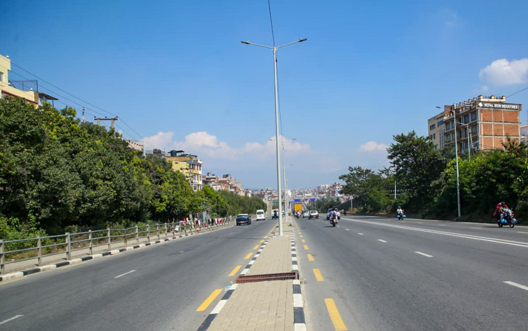 दशैंमा सुनसान बन्यो काठमाडौं उपत्यका (तस्वीरहरु)