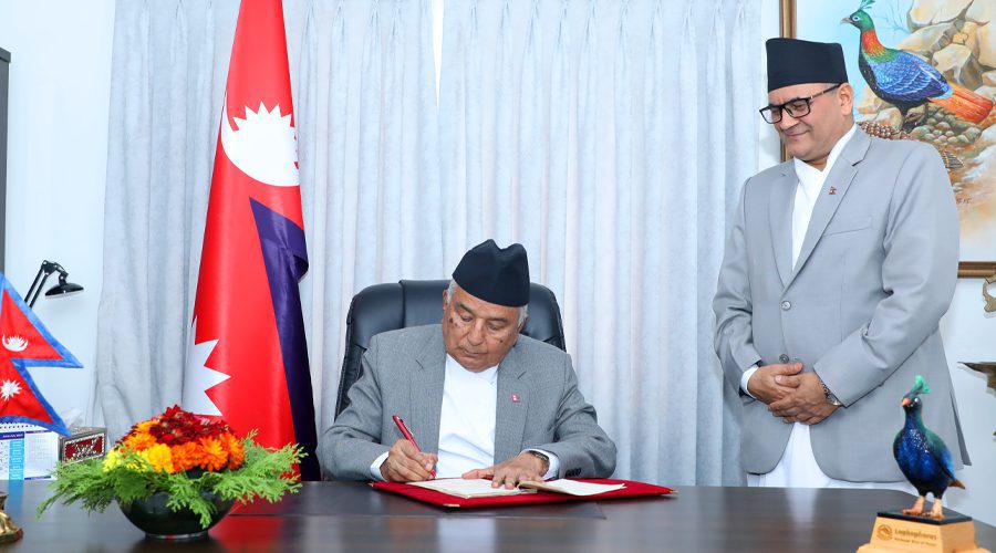 राष्ट्रपतिद्वारा शुक्रबार रातिबाट संसदको चालू अधिवेशन अन्त्य