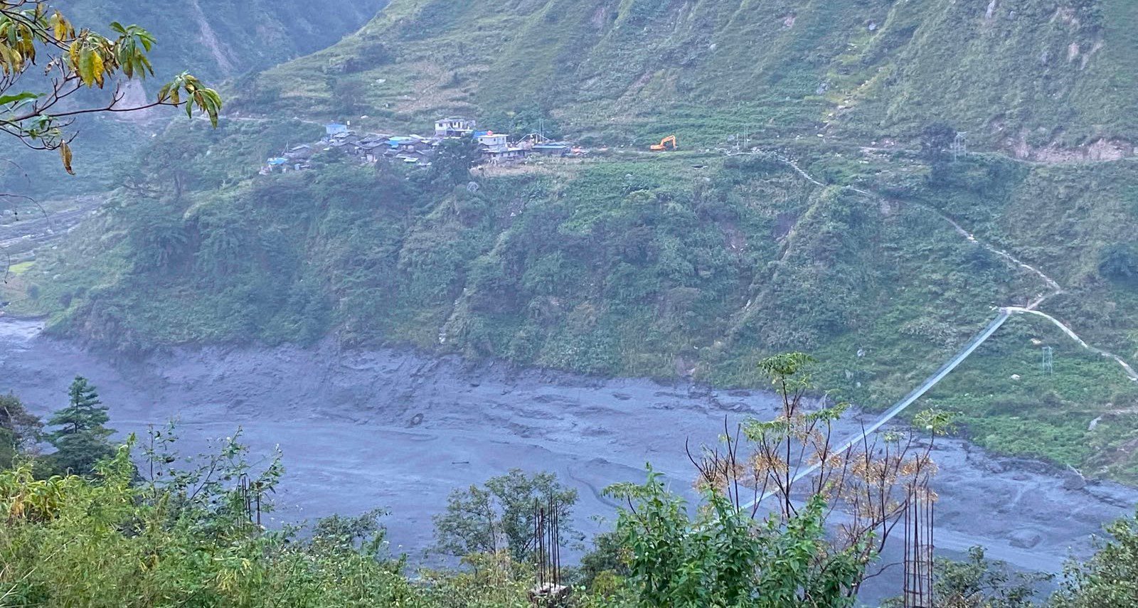 बुढीगण्डकी बाढी : खोज तथा उद्धार कार्यमा नेपाली सेना परिचालन, जगतबाट ६ जनाको हवाई उद्धार